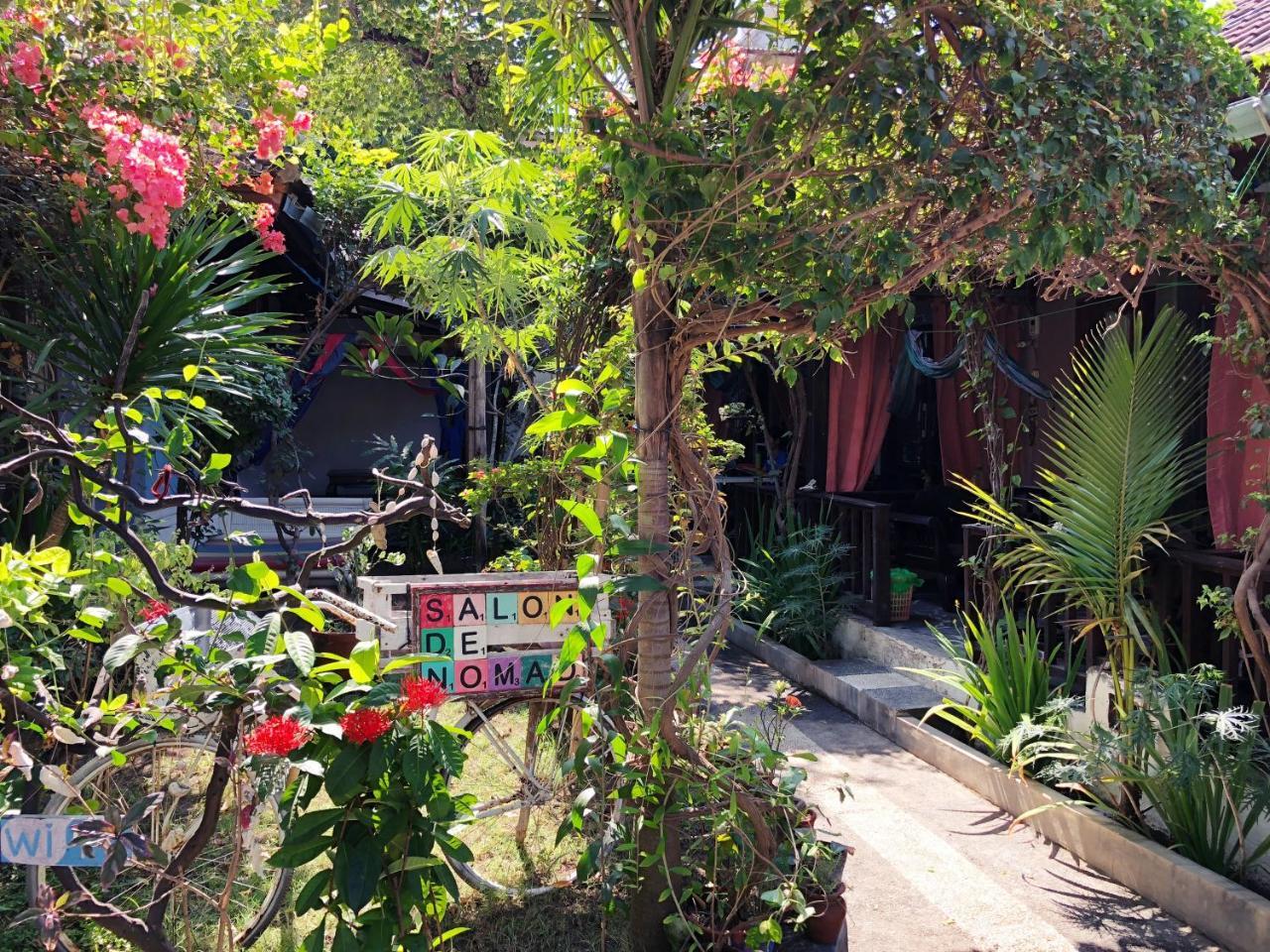 Salon De Nomad Gili T. Bed & Breakfast Gili Trawangan Eksteriør bilde